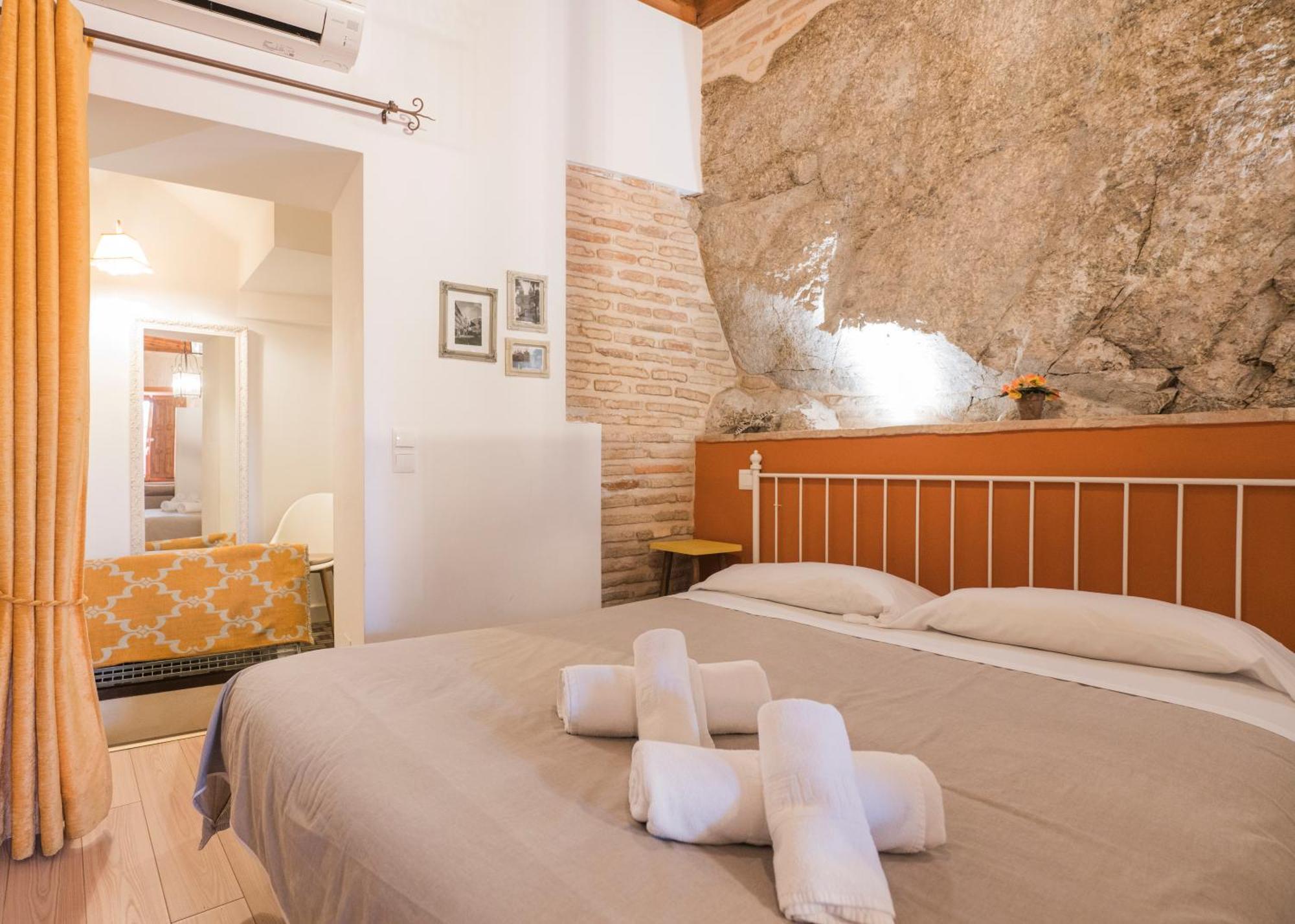 El Aljibe De San Cipriano - Apartamentos Aloha Toledo Esterno foto